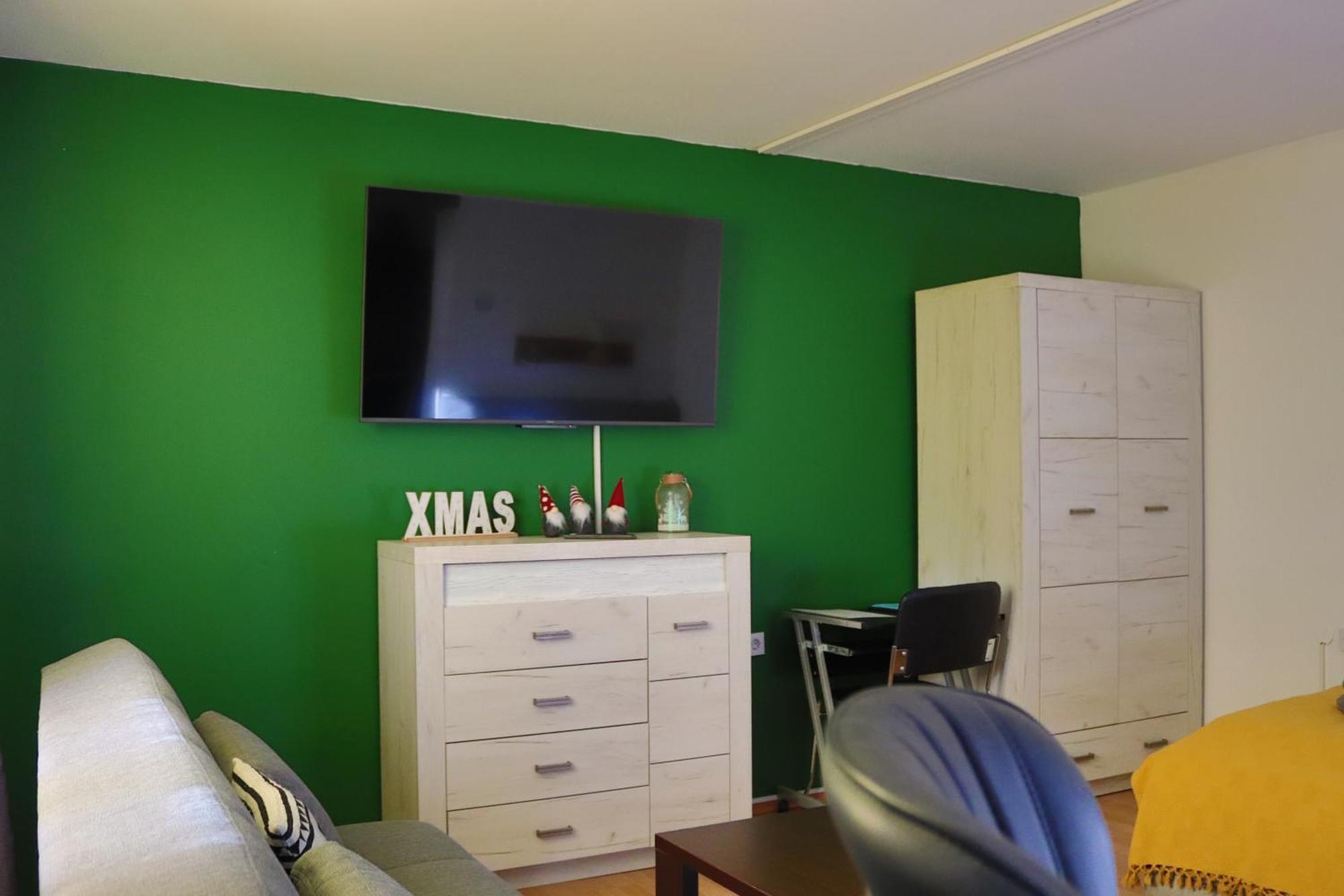 Studio Apartman Planb, Self Check In Осиек Экстерьер фото